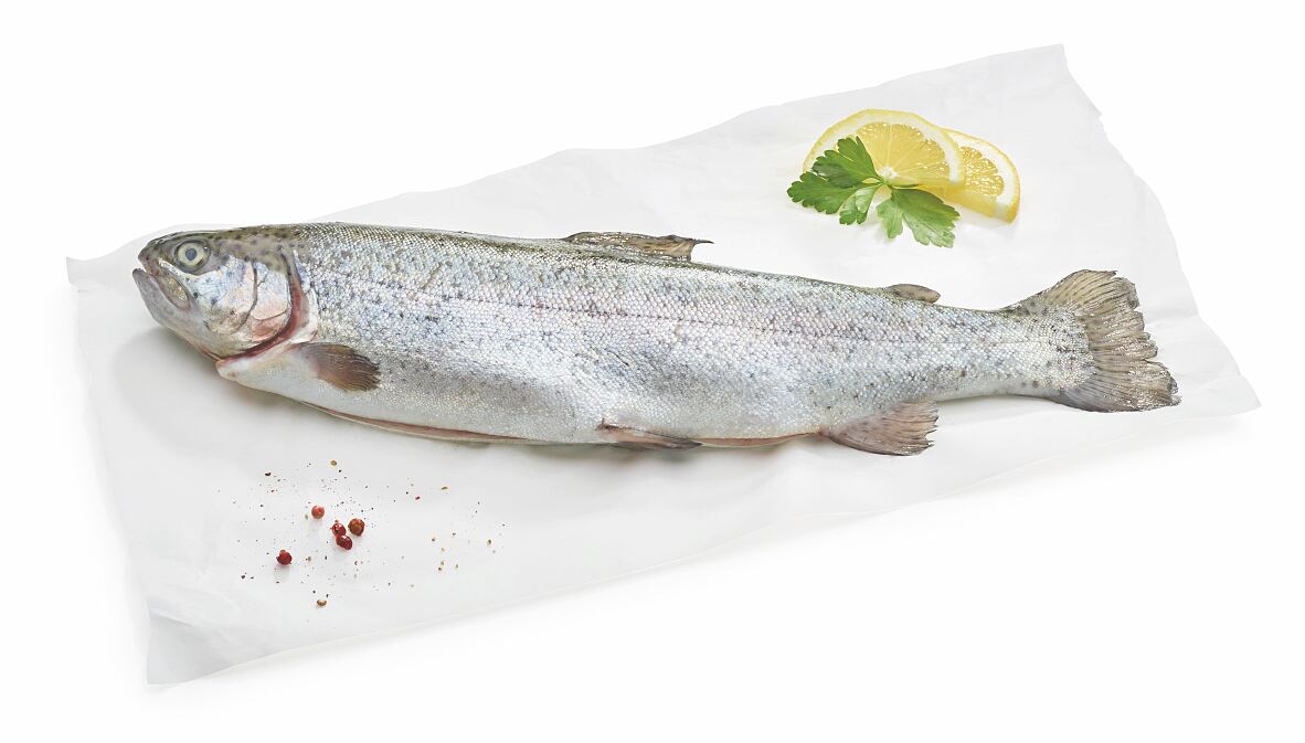 Heimische Fische im INTERSPAR-Fischmarkt