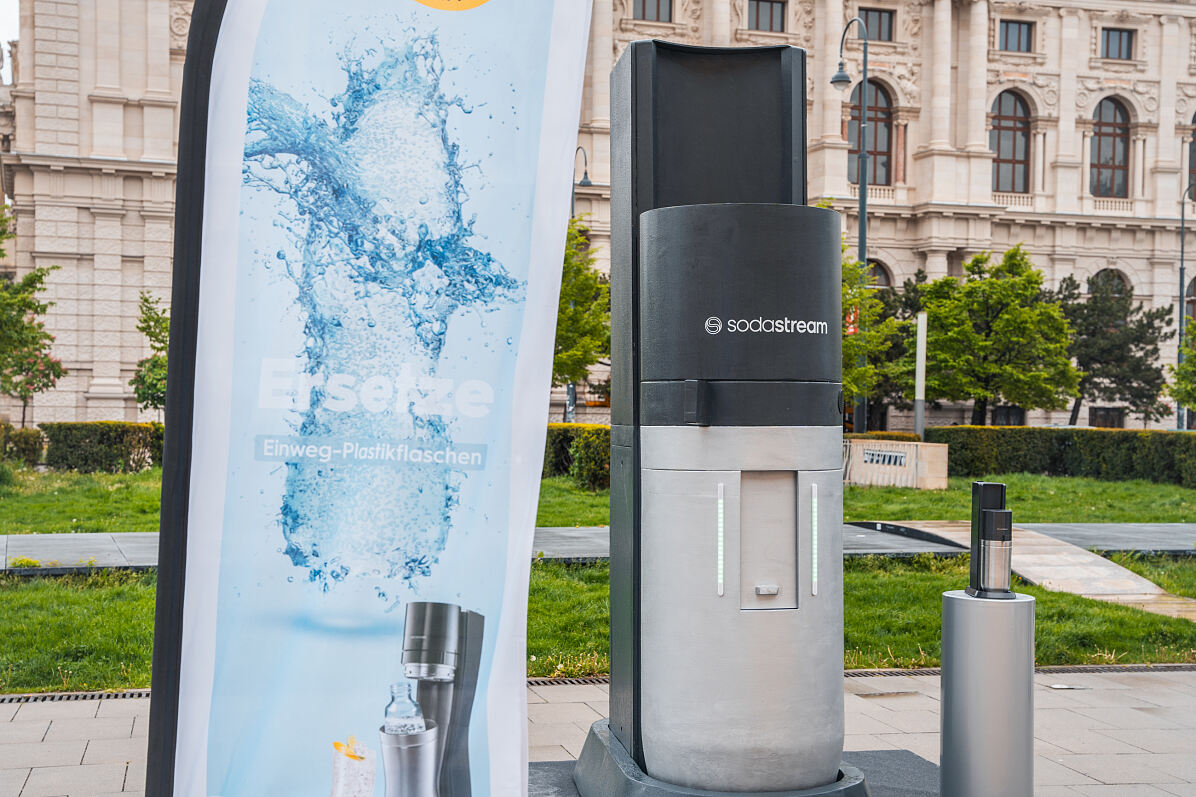 SodaStream Ersetze Einweg-Plastikflaschen-Aktivierung (c) Paul Breuss  Brimed