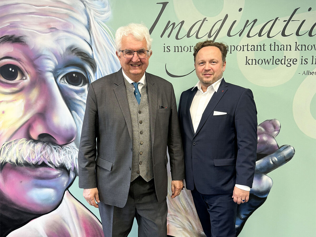 Prof. Dr. Robert Holzmann (Vice President), und Florian Wagner, CEO von Emerald Horizon